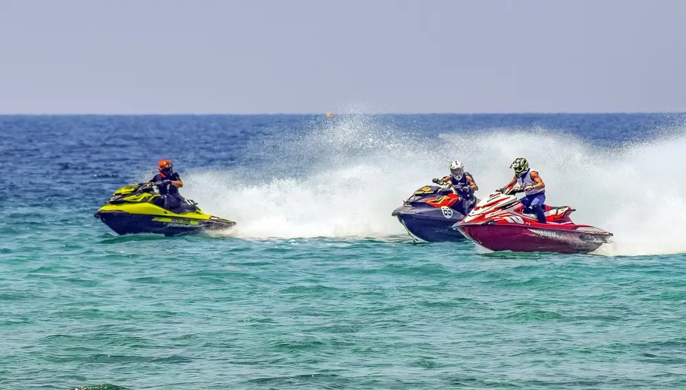 Carreras de motos acuáticas