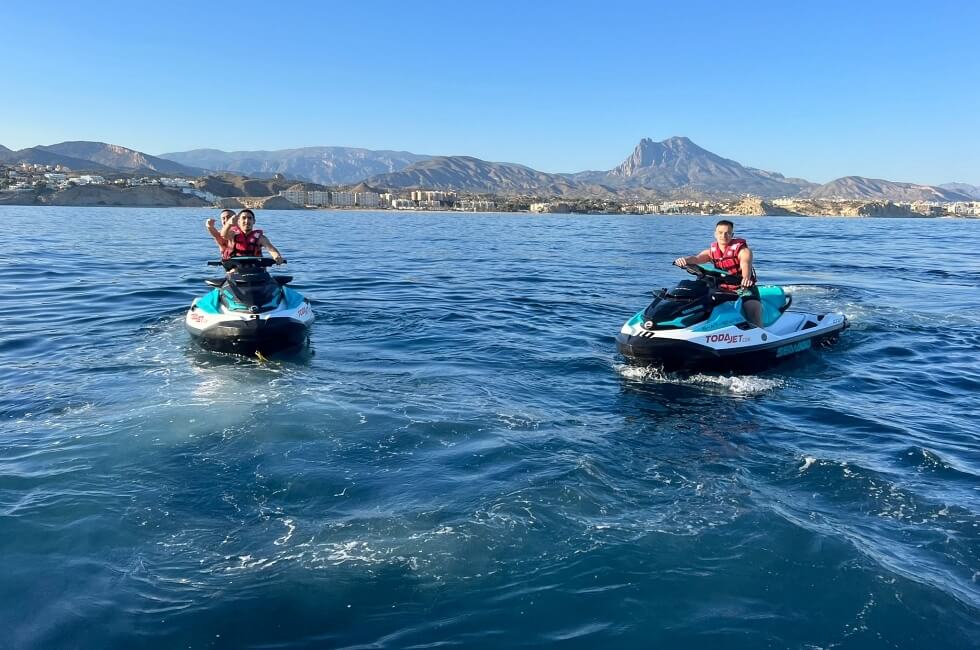 Descubre los Mejores Destinos para Jet Ski en la Costa Blanca