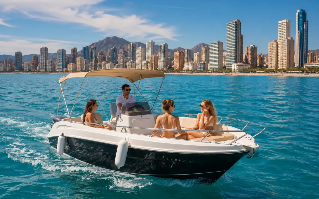 ¿Se puede alquilar un barco sin titulación en Benidorm?